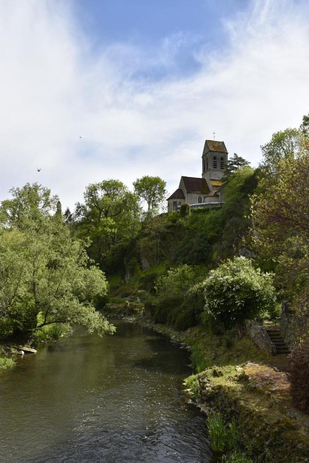 Gite Du Pont Saint-Ceneri-Le-Gerei Dans Les Alpes Mancelles Bagian luar foto